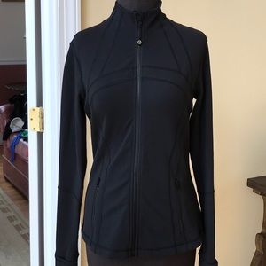 Lululemon signature jacket Size 10.